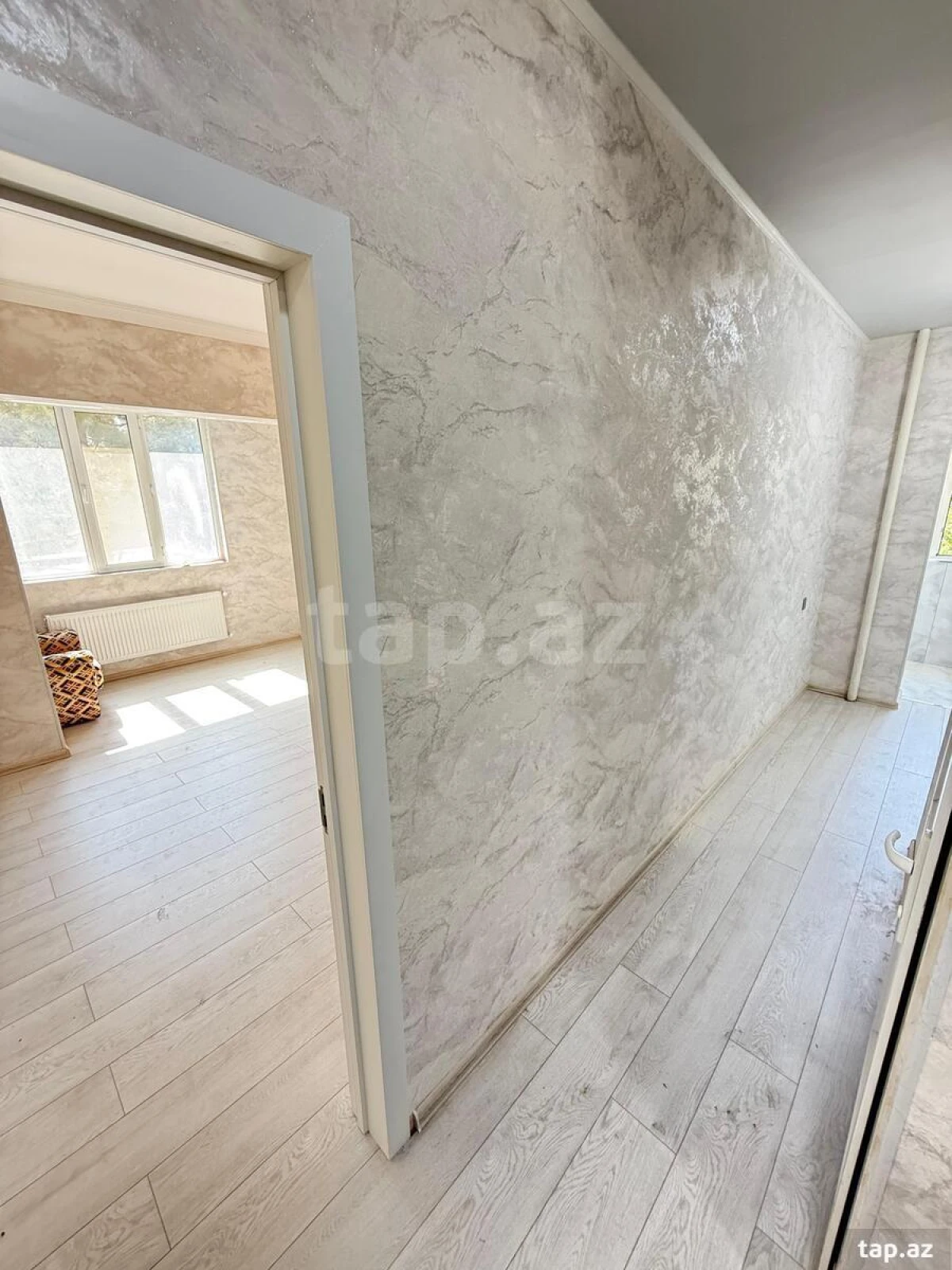 Satılır 1 otaqlı mənzil 40 m²