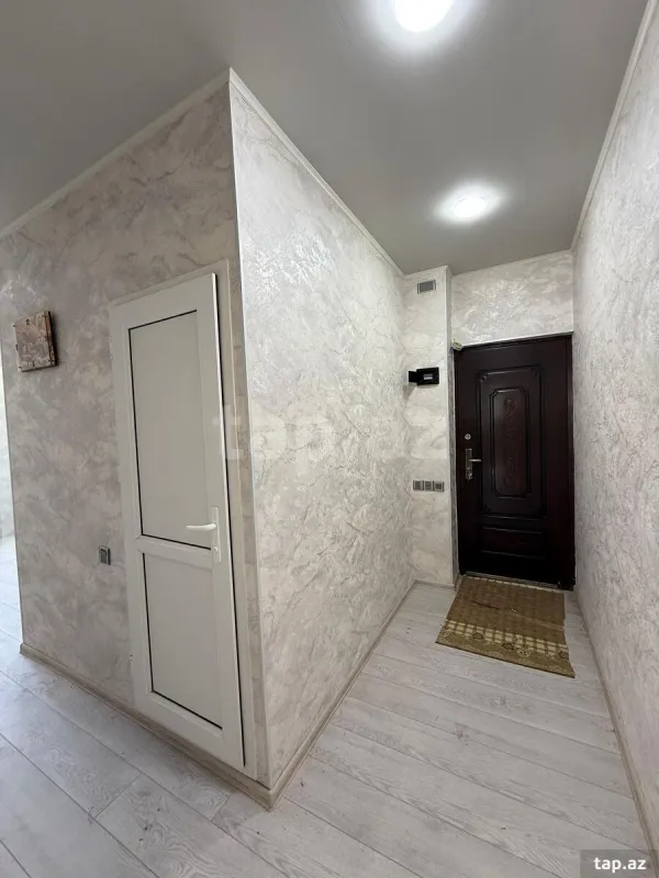 Satılır 1 otaqlı mənzil 40 m²