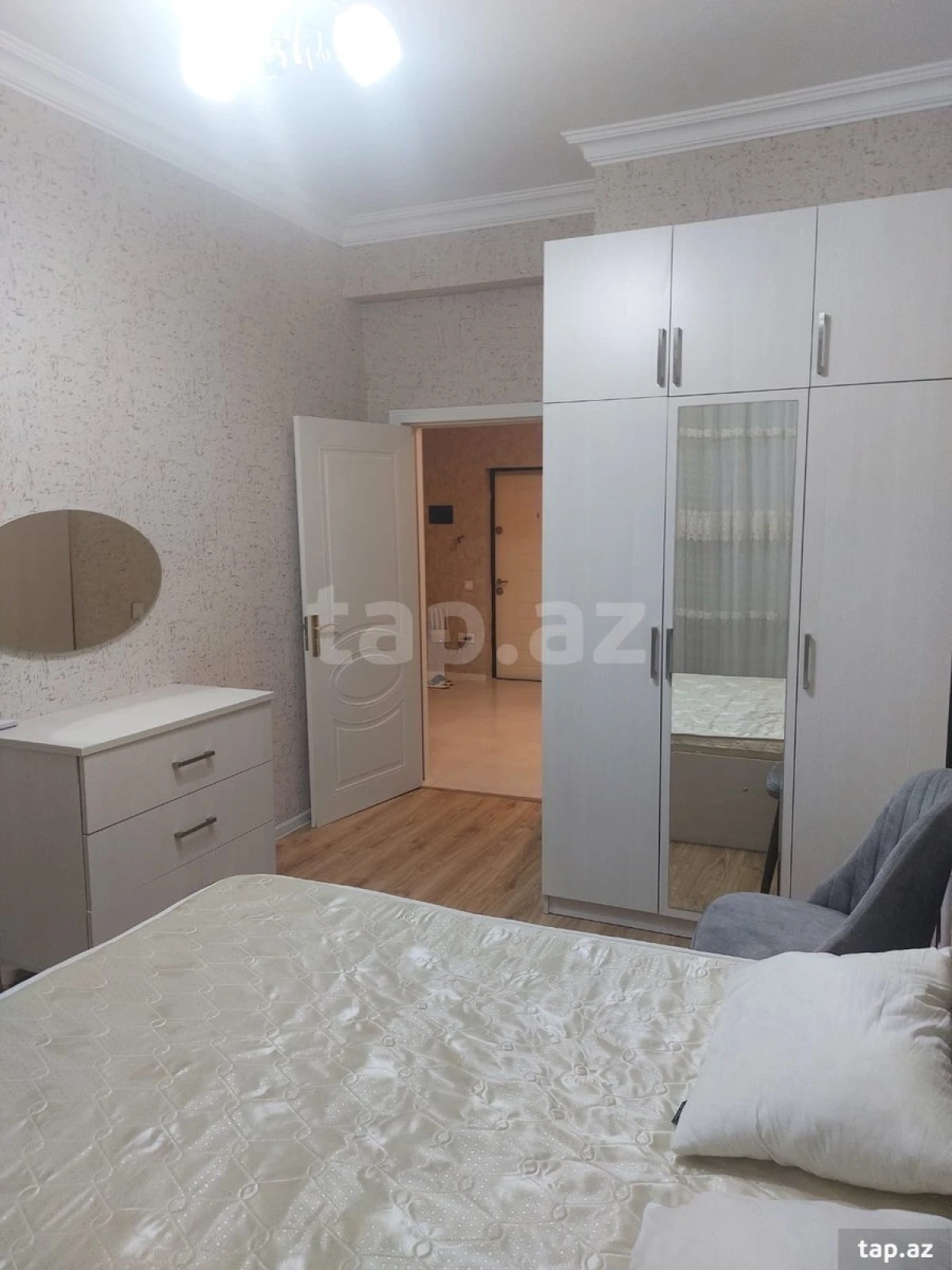 Kirayə verilir 2 otaqlı yeni tikili 58 m²