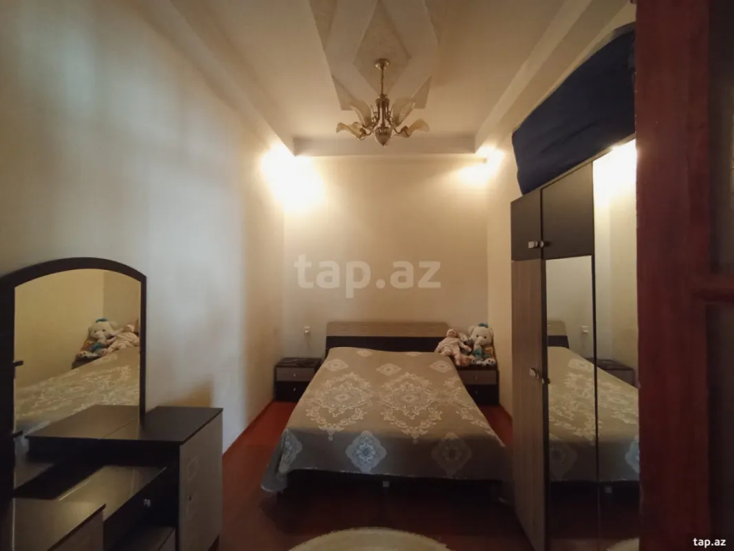 Satılır 4 otaqlı həyət evi 100 m²