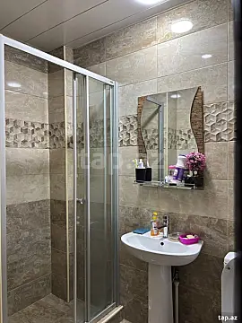 Kirayə verilir 2 otaqlı mənzil 42 m²