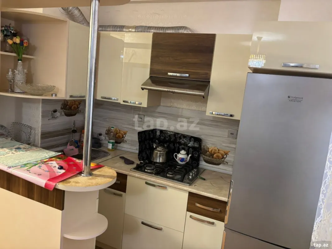 Kirayə verilir 2 otaqlı mənzil 42 m²