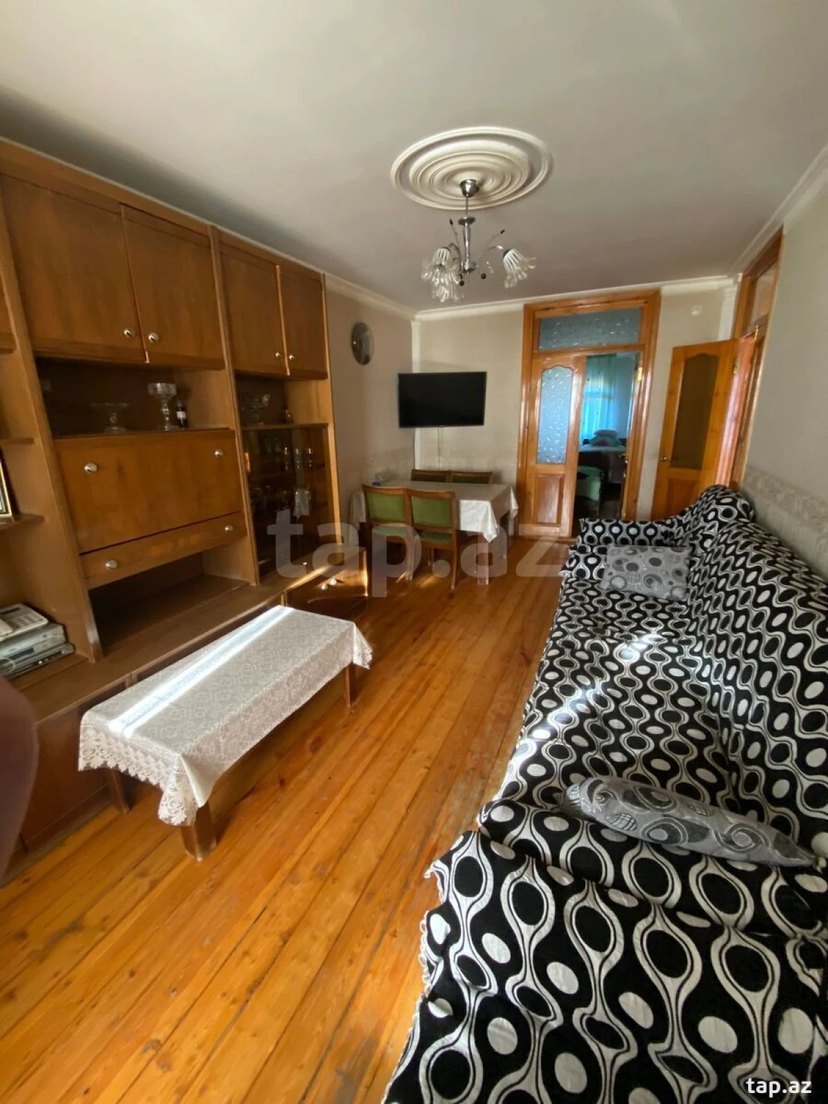 Kirayə verilir 2 otaqlı mənzil 60 m²