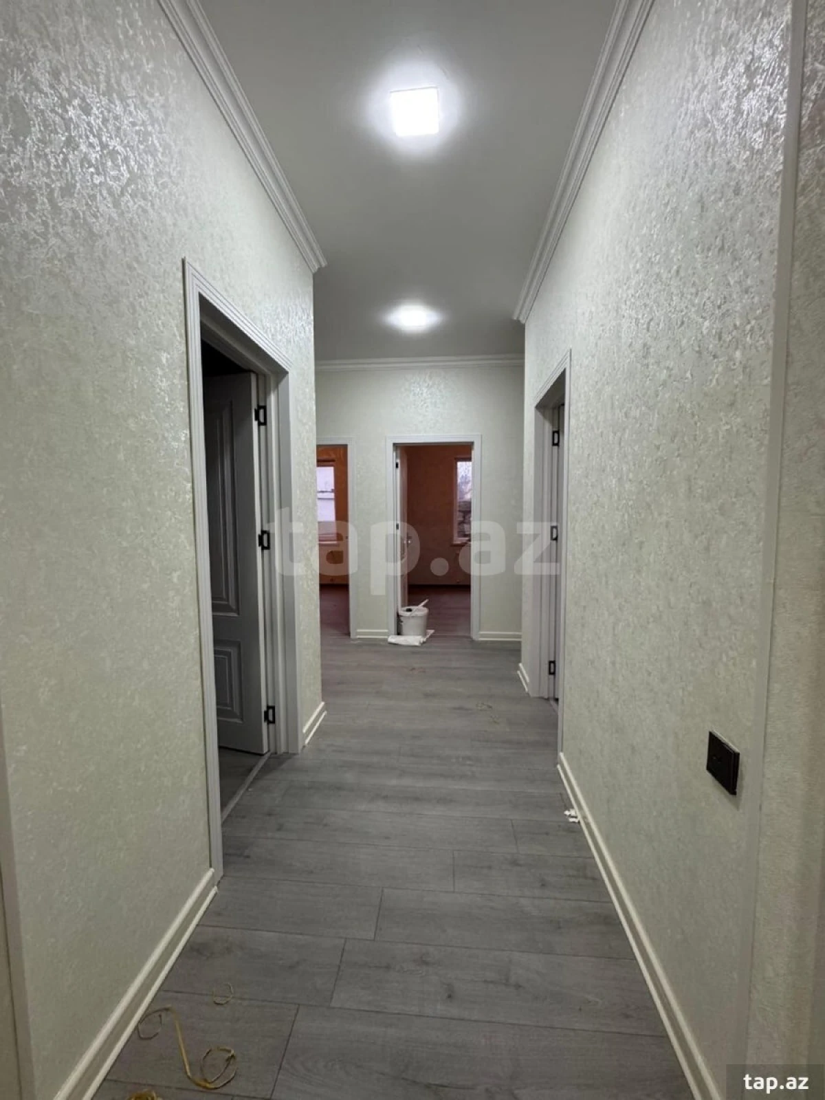 Satılır 4 otaqlı həyət evi