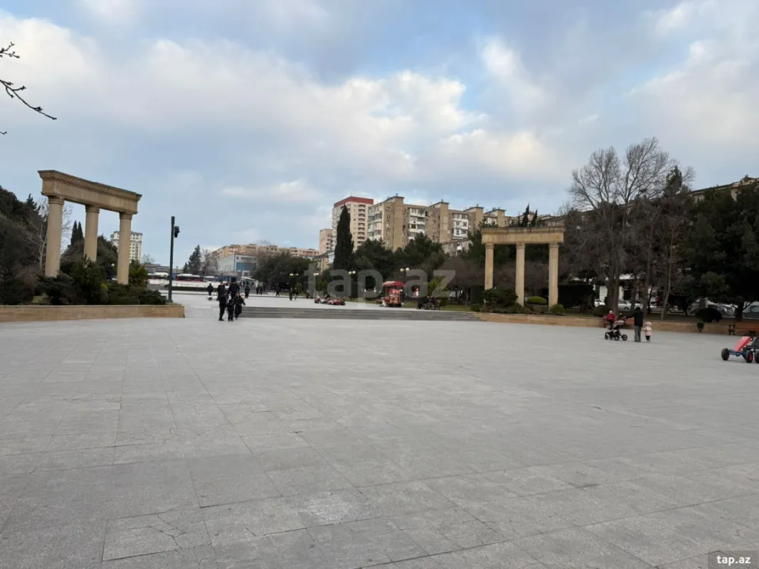 Satılır 1 otaqlı mənzil 36 m²