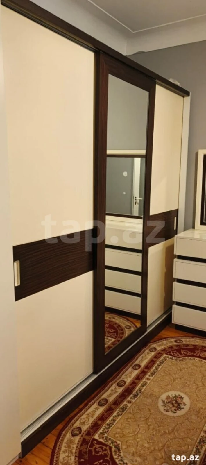 Kirayə verilir 2 otaqlı mənzil 60 m²