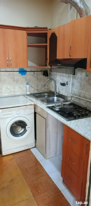 Kirayə verilir 2 otaqlı mənzil 60 m²
