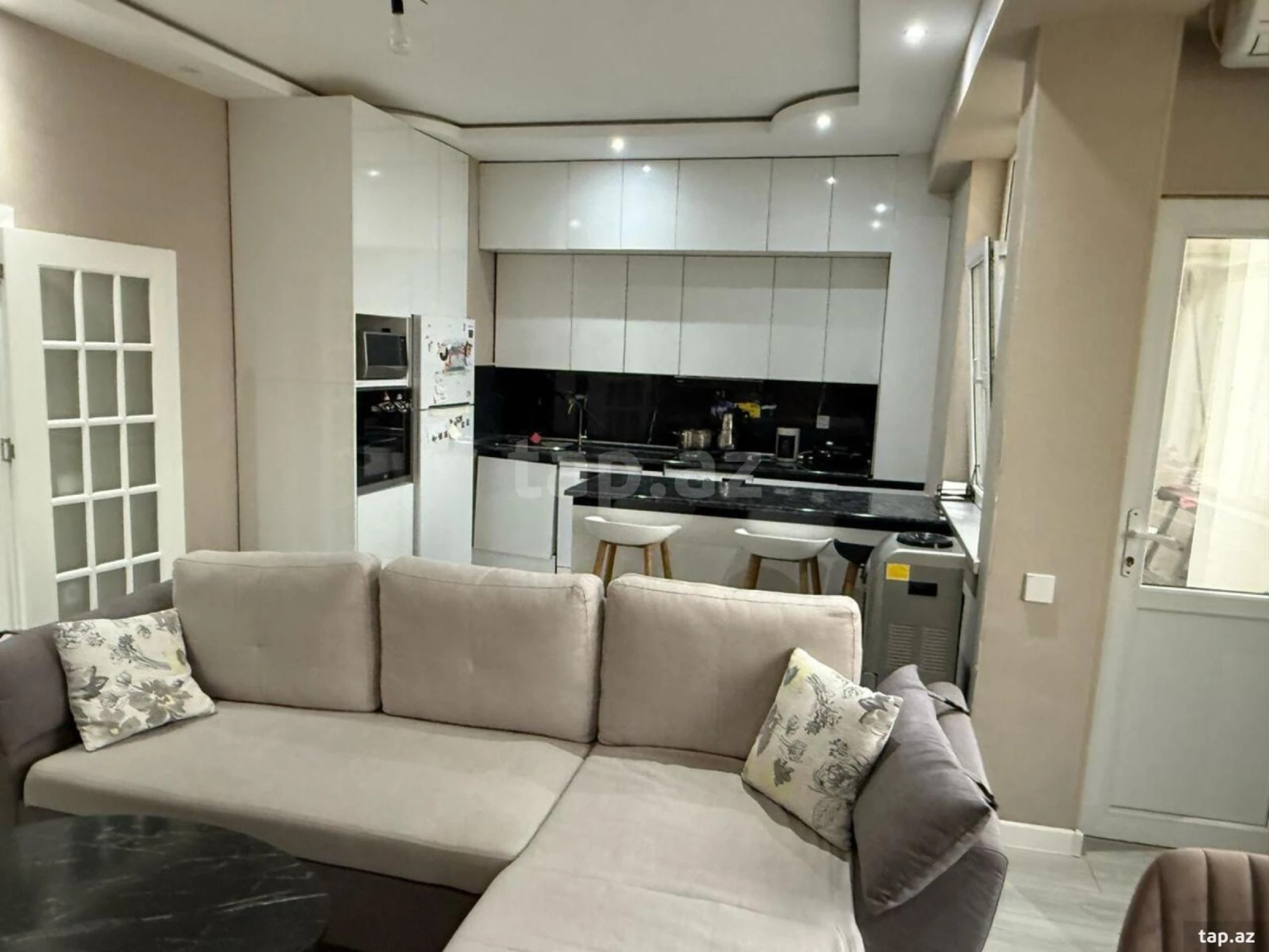 Satılır 3 otaqlı yeni tikili 112 m²