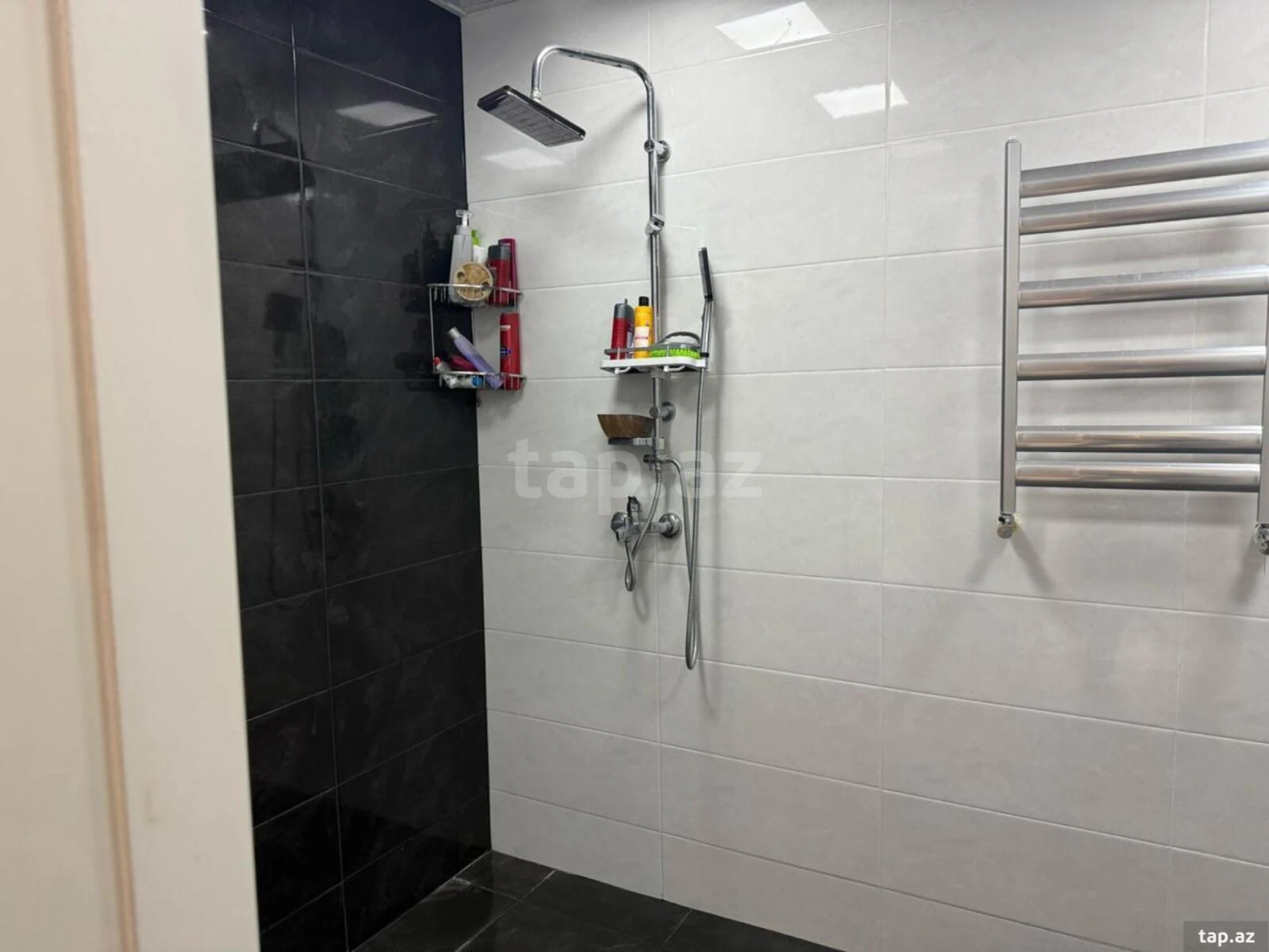 Satılır 3 otaqlı yeni tikili 112 m²