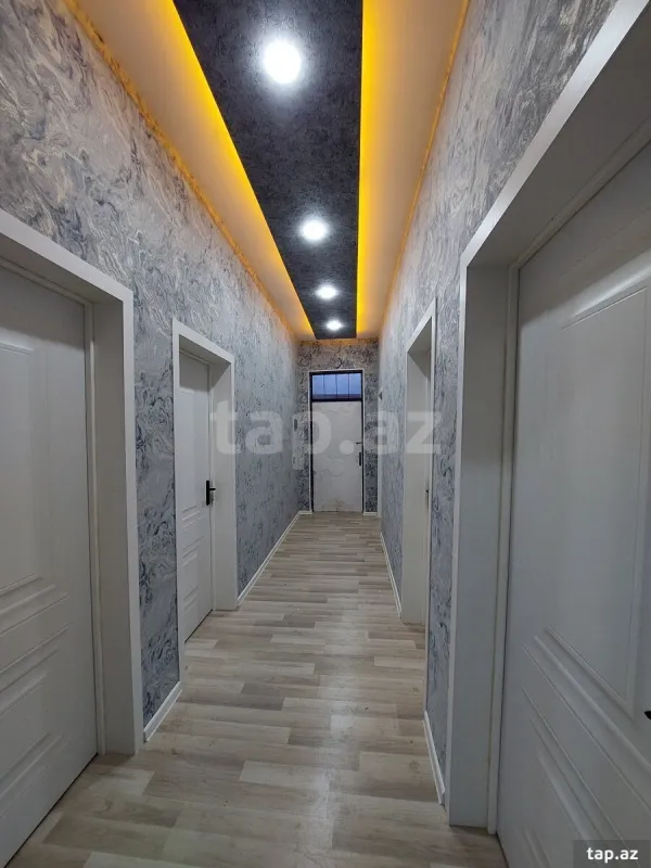 Satılır 4 otaqlı həyət evi 200 m²