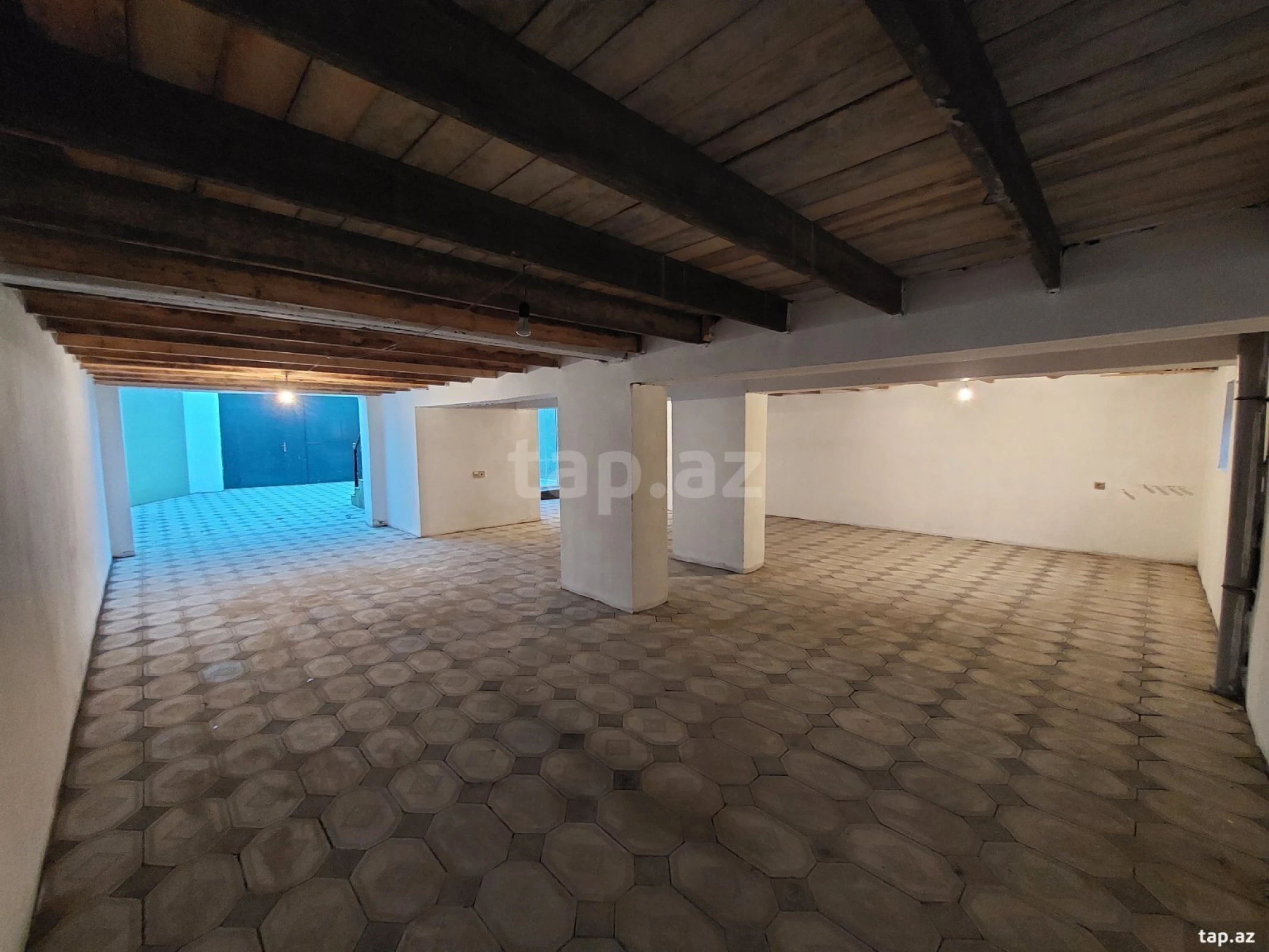 Satılır 4 otaqlı həyət evi 200 m²