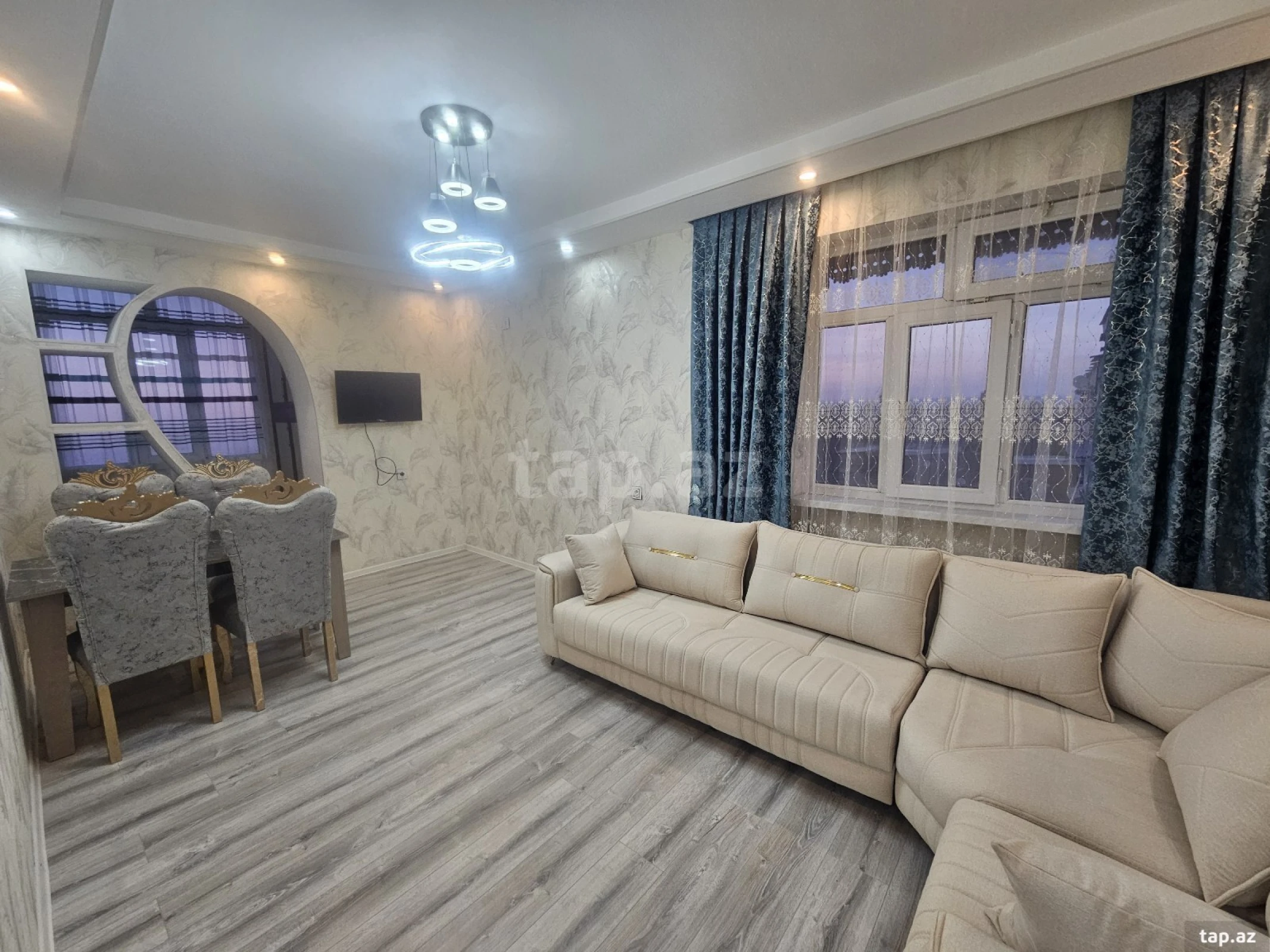 Satılır 2 otaqlı mənzil 42 m²