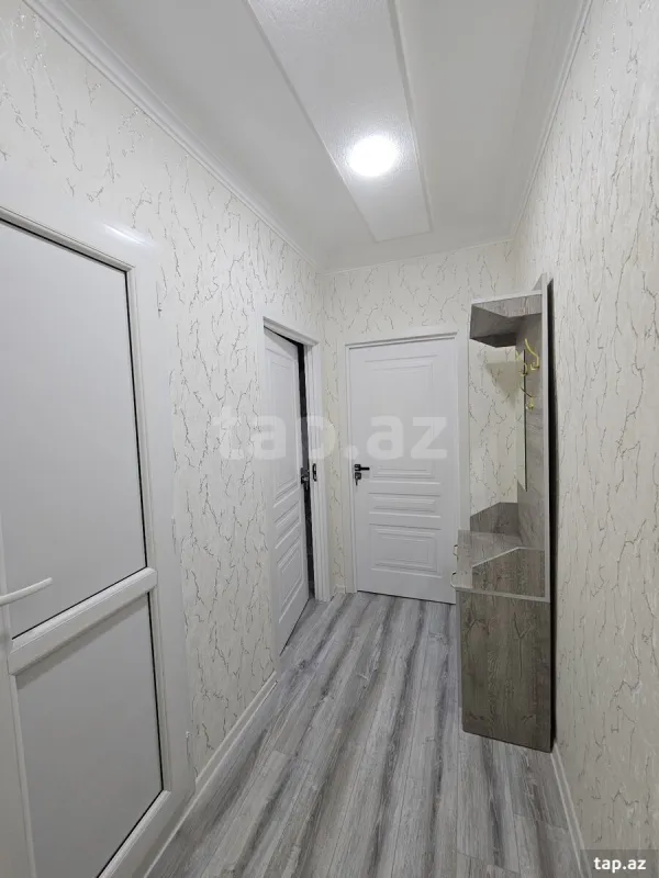 Satılır 2 otaqlı mənzil 42 m²