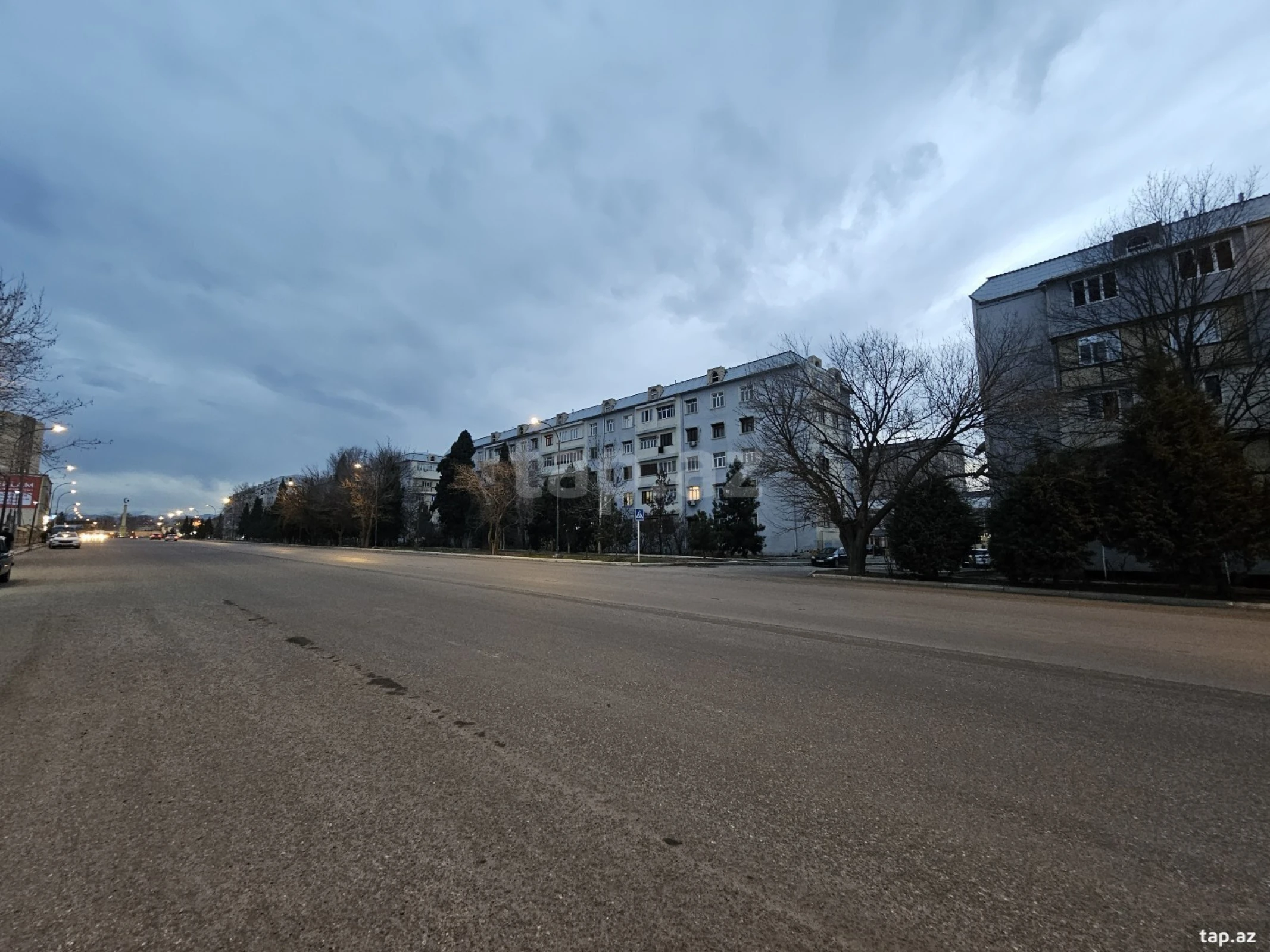 Satılır 2 otaqlı mənzil 42 m²