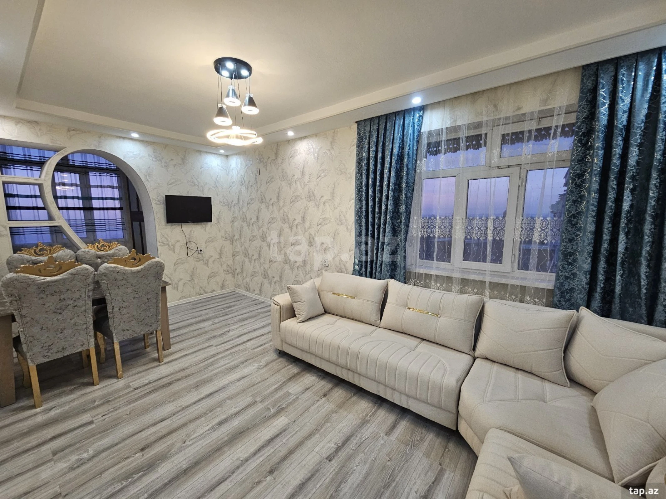 Satılır 2 otaqlı mənzil 42 m²