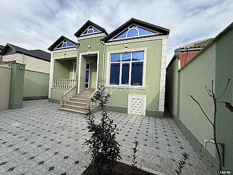 Satılır 3 otaqlı həyət evi — Bakı 3 otaq