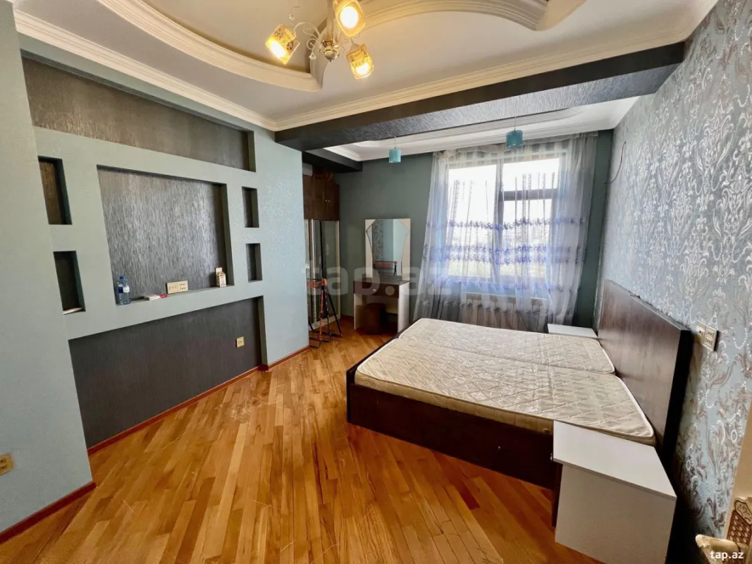 Kirayə verilir 2 otaqlı yeni tikili 80 m²