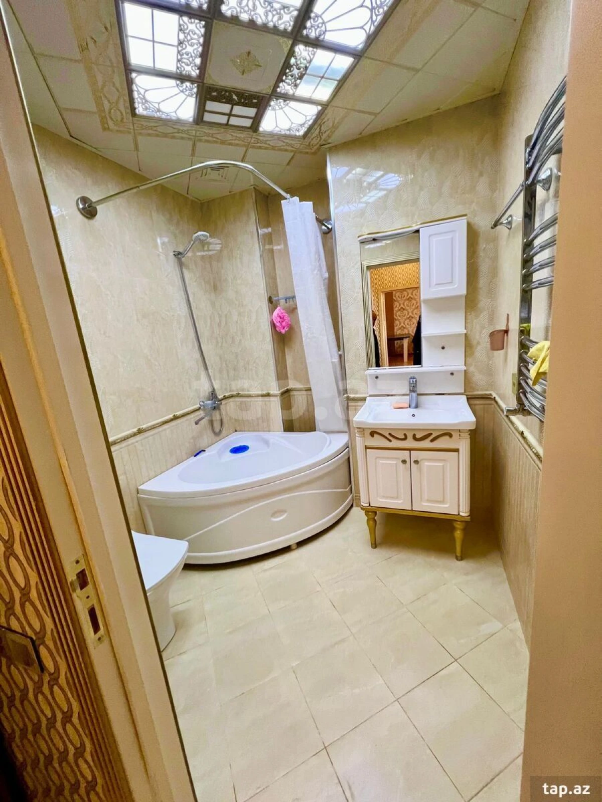 Kirayə verilir 2 otaqlı yeni tikili 80 m²