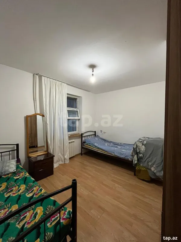 Satılır 2 otaqlı mənzil 70 m²