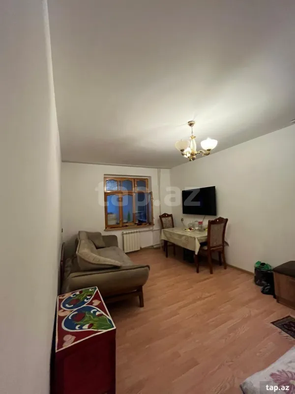 Satılır 2 otaqlı mənzil 70 m²