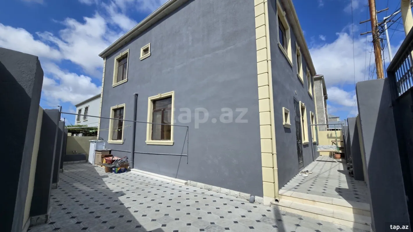 Satılır 6 otaqlı həyət evi