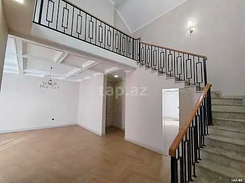 Satılır 4 otaqlı həyət evi 200 m²