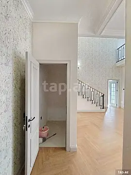 Satılır 4 otaqlı həyət evi 200 m²