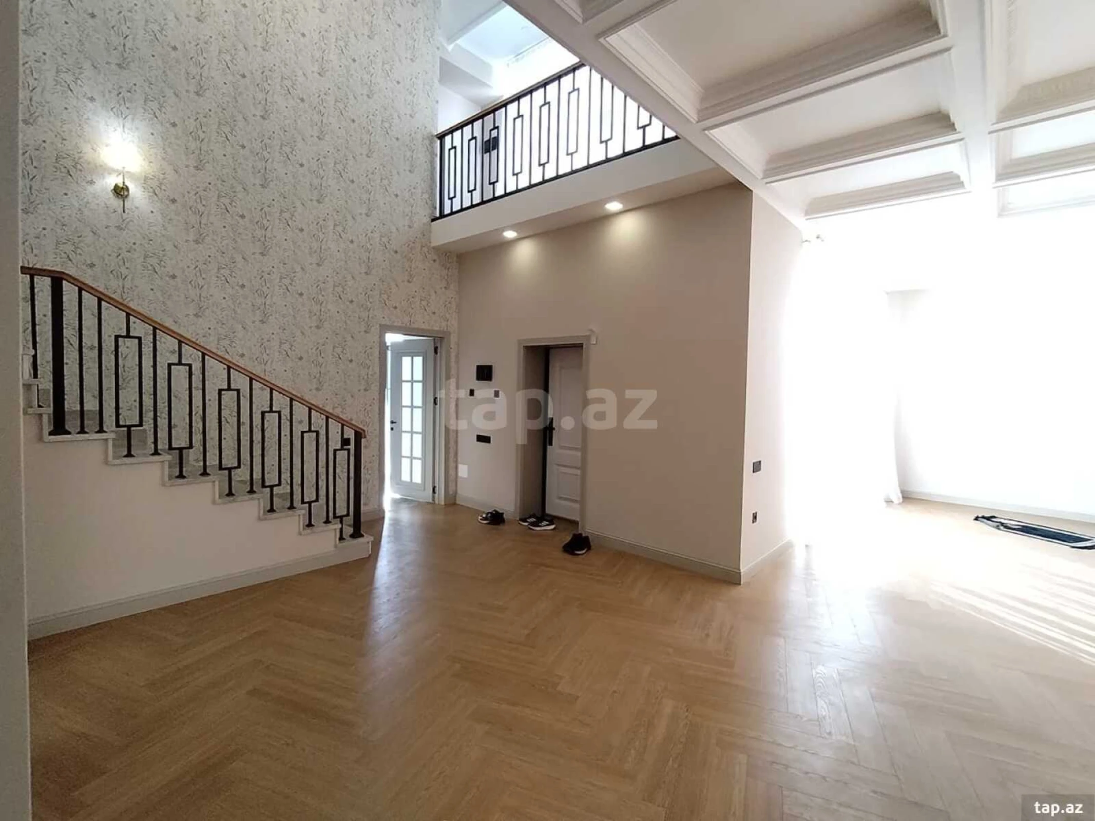 Satılır 4 otaqlı həyət evi 200 m²