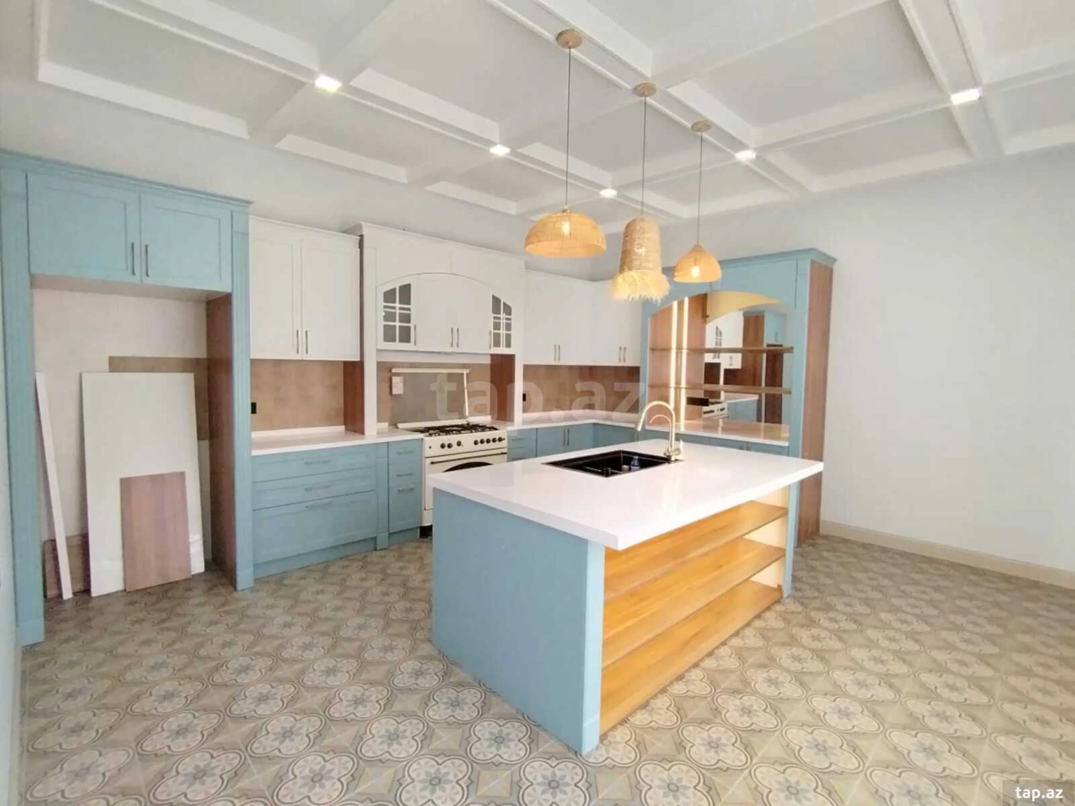 Satılır 4 otaqlı həyət evi 200 m²