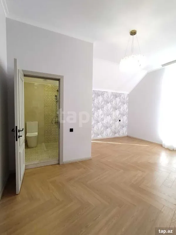 Satılır 4 otaqlı həyət evi 200 m²