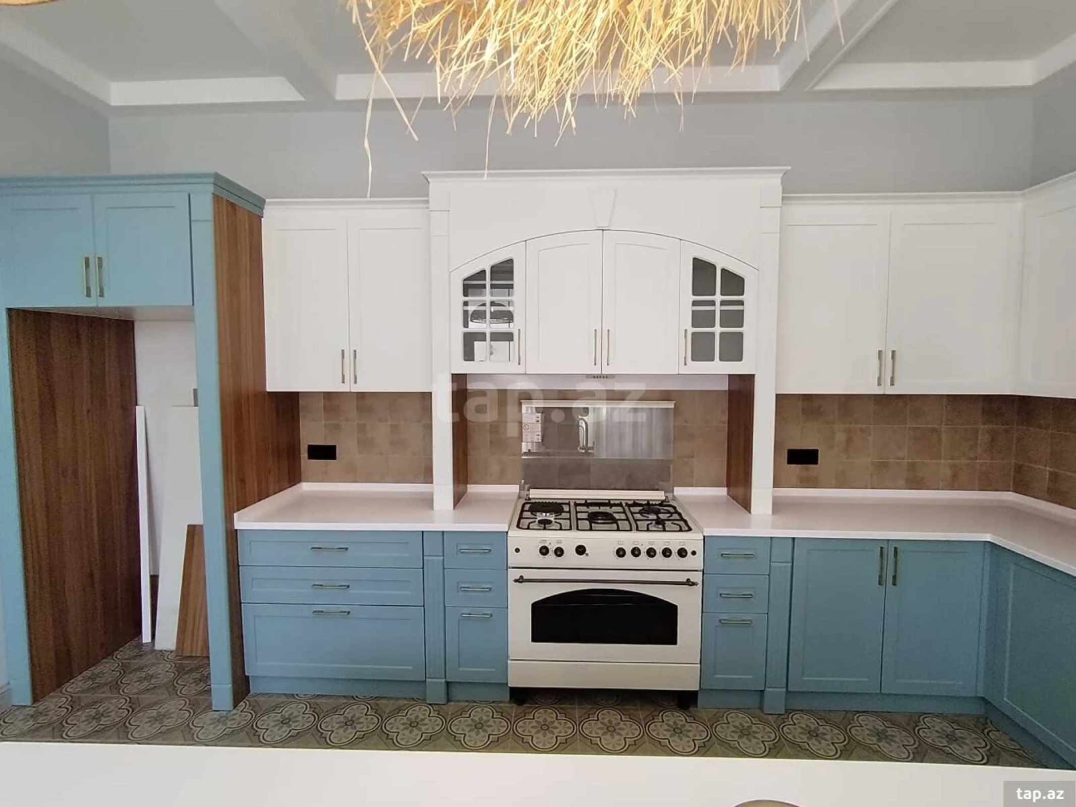 Satılır 4 otaqlı həyət evi 200 m²