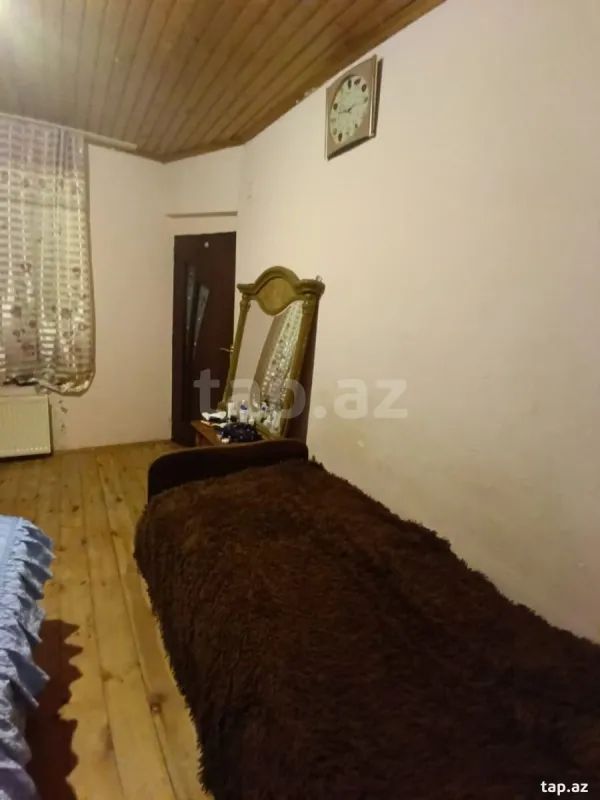 Kirayə verilir 1 otaqlı həyət evi