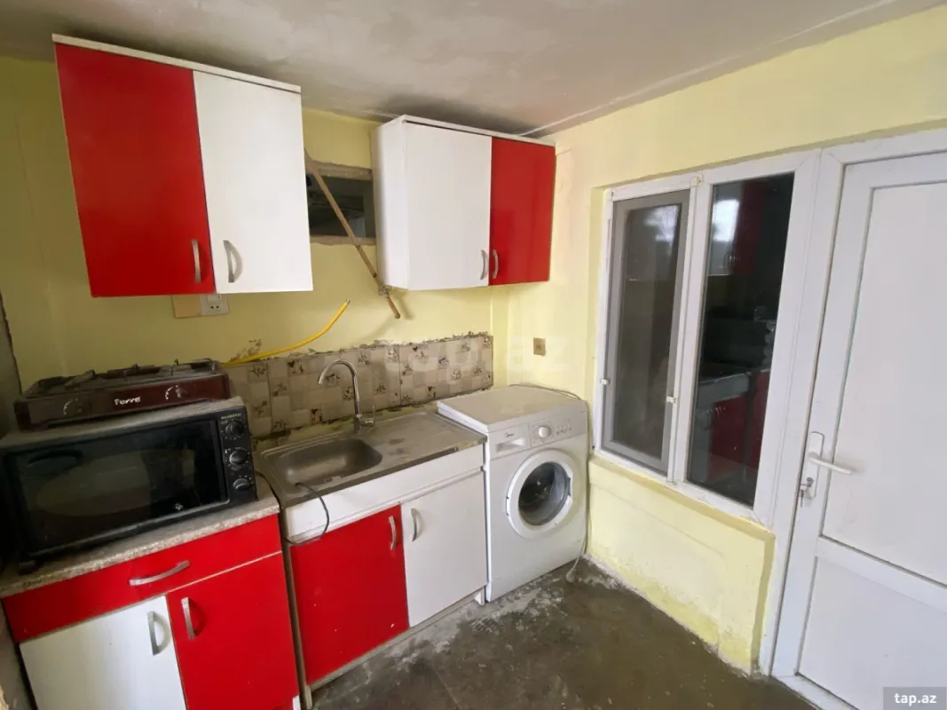 Kirayə verilir 3 otaqlı həyət evi