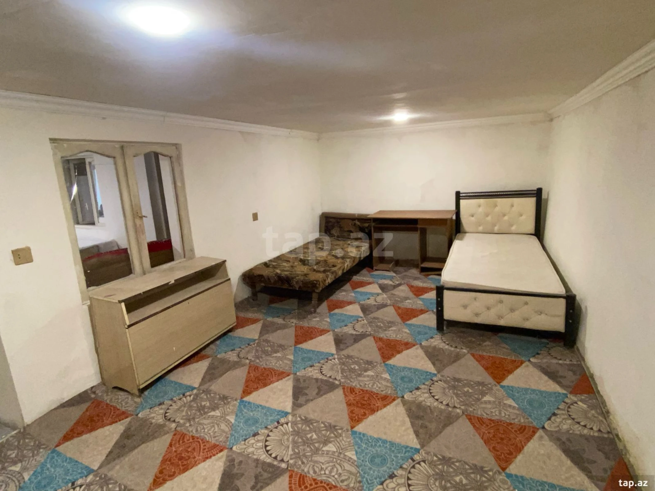 Kirayə verilir 3 otaqlı həyət evi