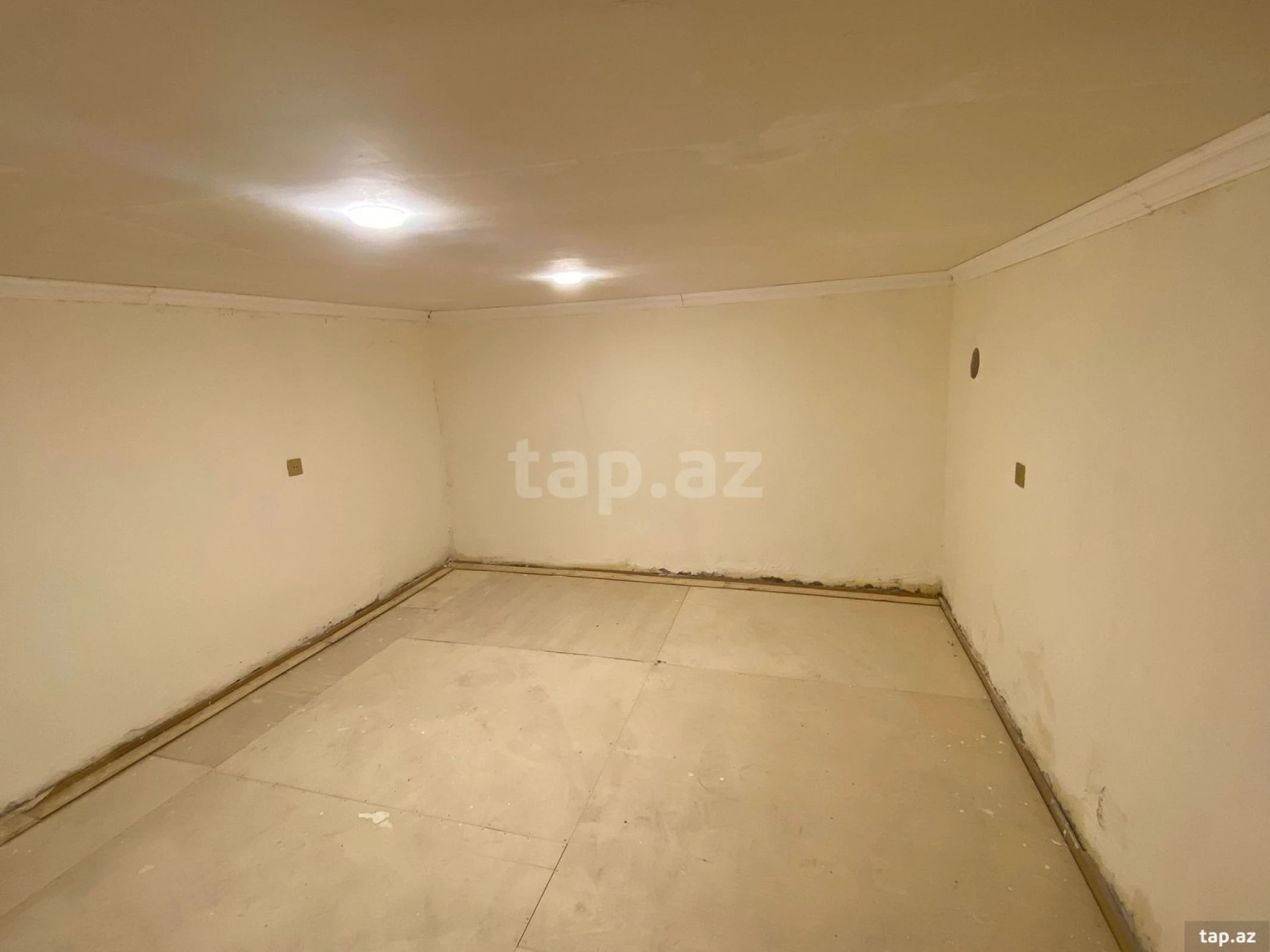 Kirayə verilir 3 otaqlı həyət evi