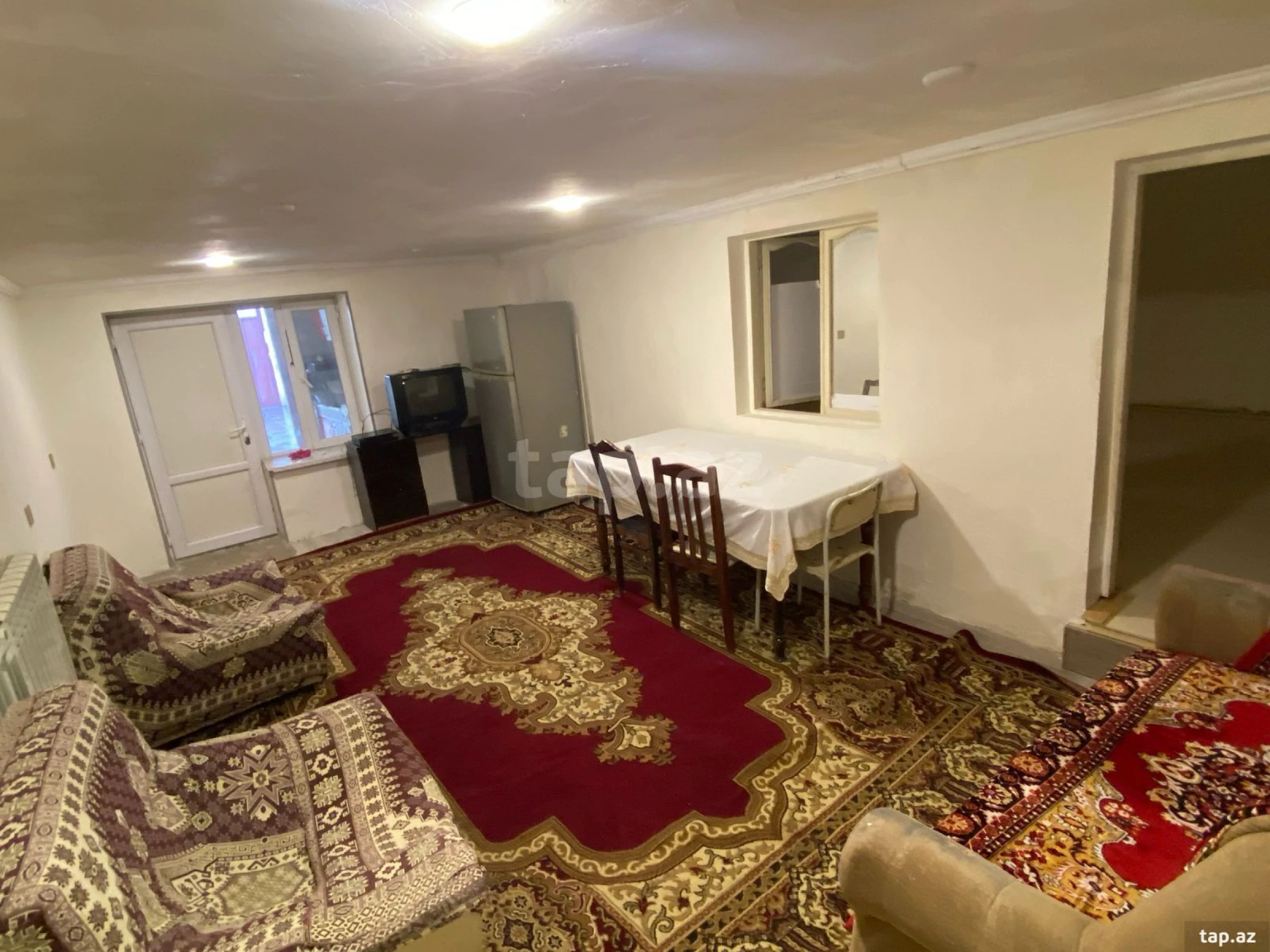 Kirayə verilir 3 otaqlı həyət evi