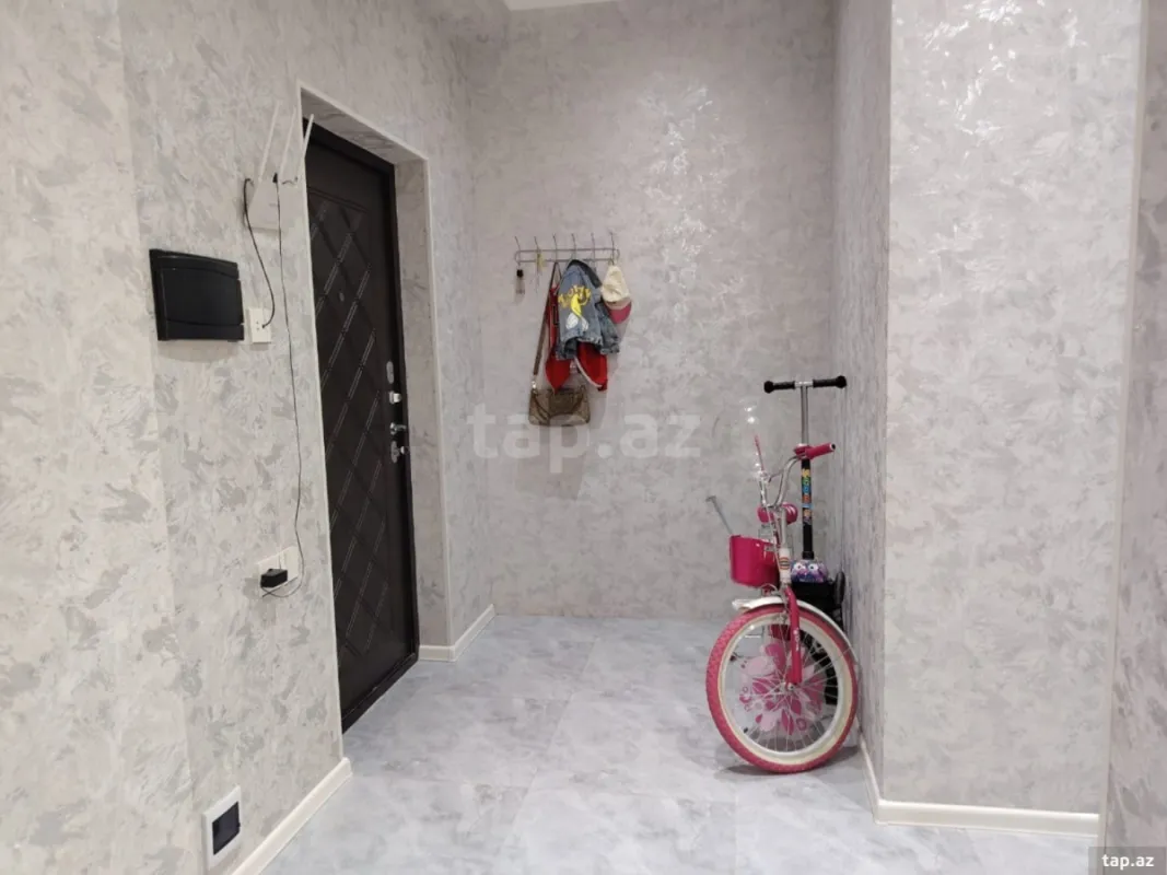 Satılır 2 otaqlı yeni tikili 78 m²