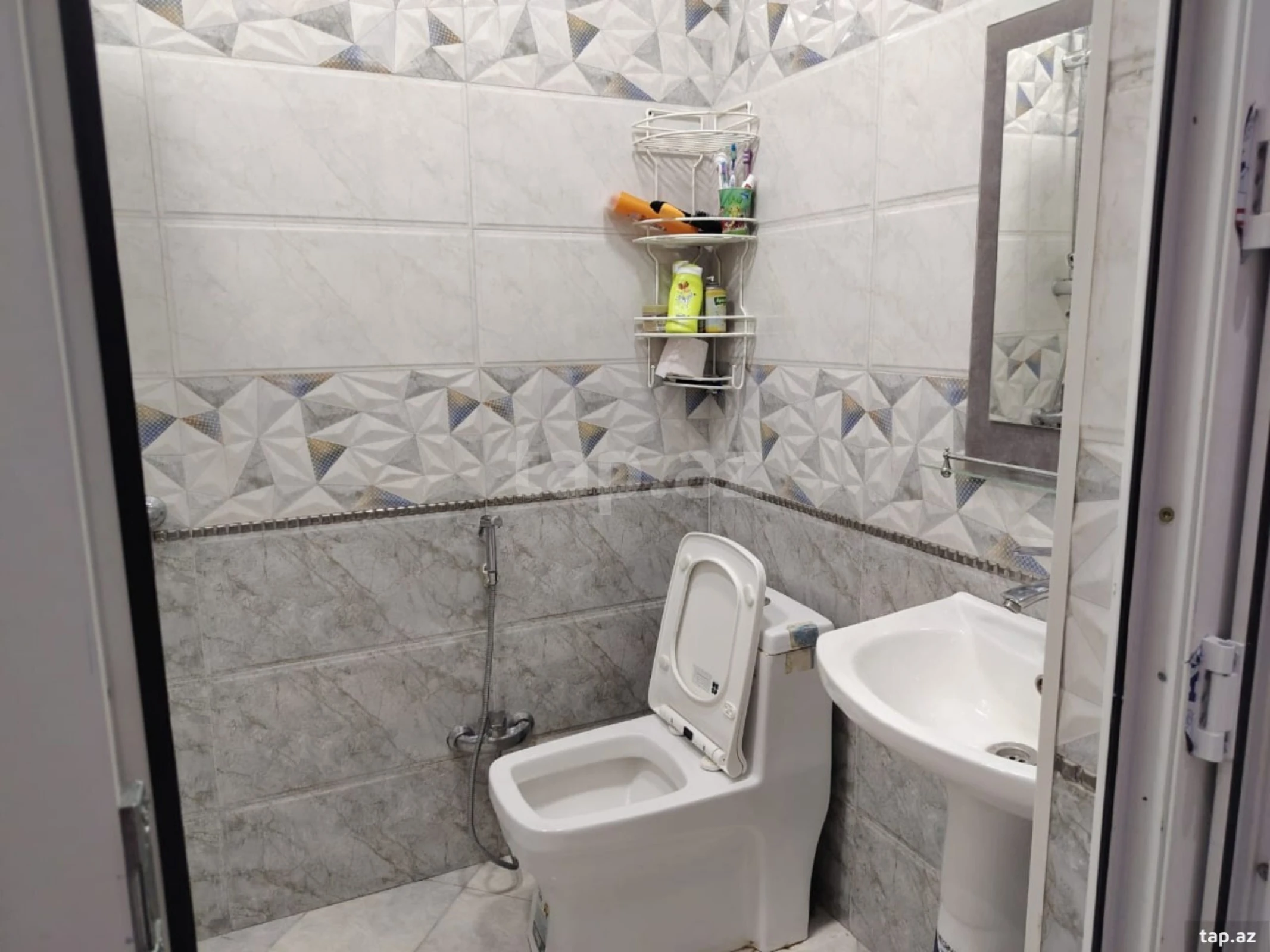 Satılır 2 otaqlı yeni tikili 78 m²