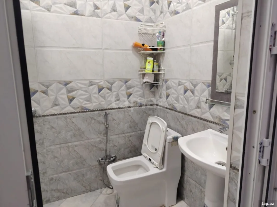 Satılır 2 otaqlı yeni tikili 78 m²