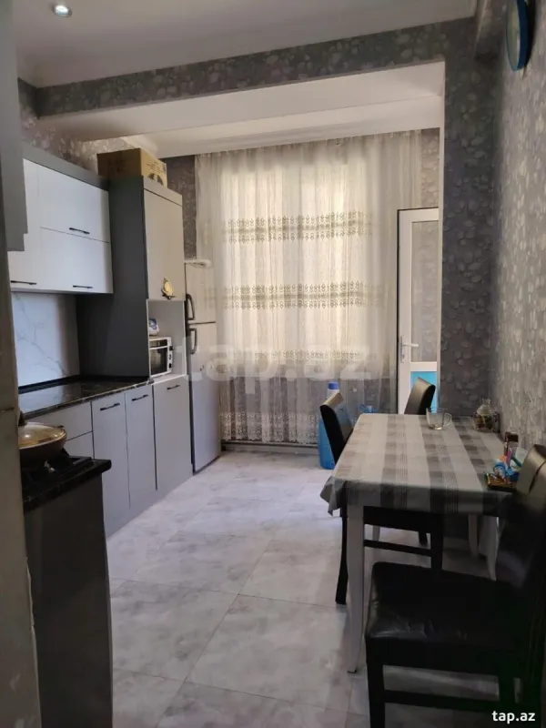 Satılır 2 otaqlı yeni tikili 78 m²