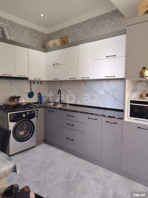 Satılır 2 otaqlı yeni tikili 78 m²