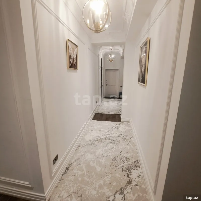 Kirayə verilir 3 otaqlı yeni tikili 120 m²