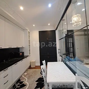 Kirayə verilir 3 otaqlı yeni tikili 120 m²