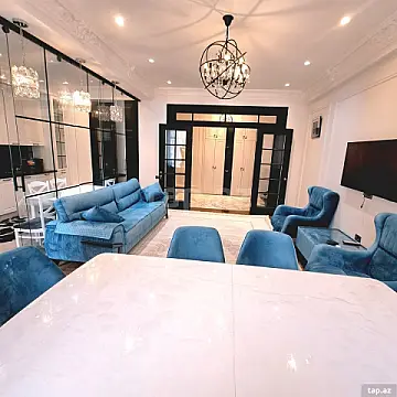 Kirayə verilir 3 otaqlı yeni tikili 120 m²