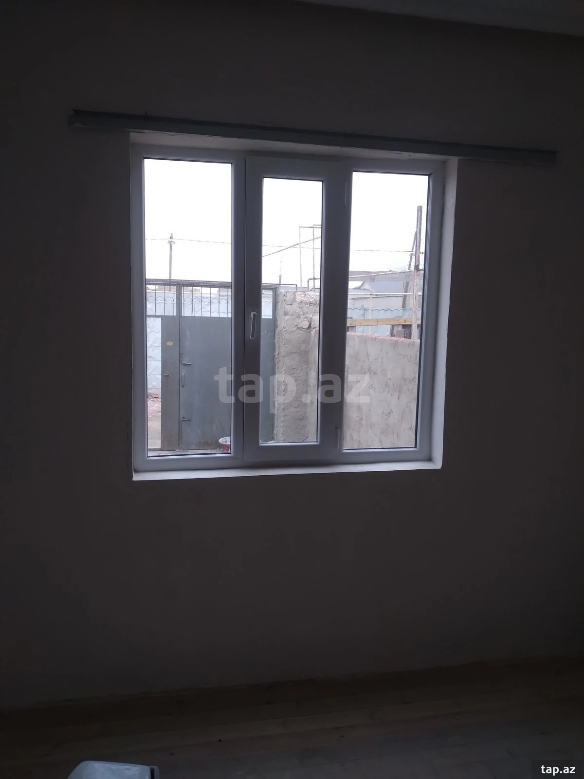 Satılır 4 otaqlı həyət evi 85 m²