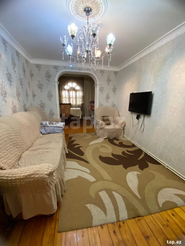 Satılır 3 otaqlı mənzil 60 m²