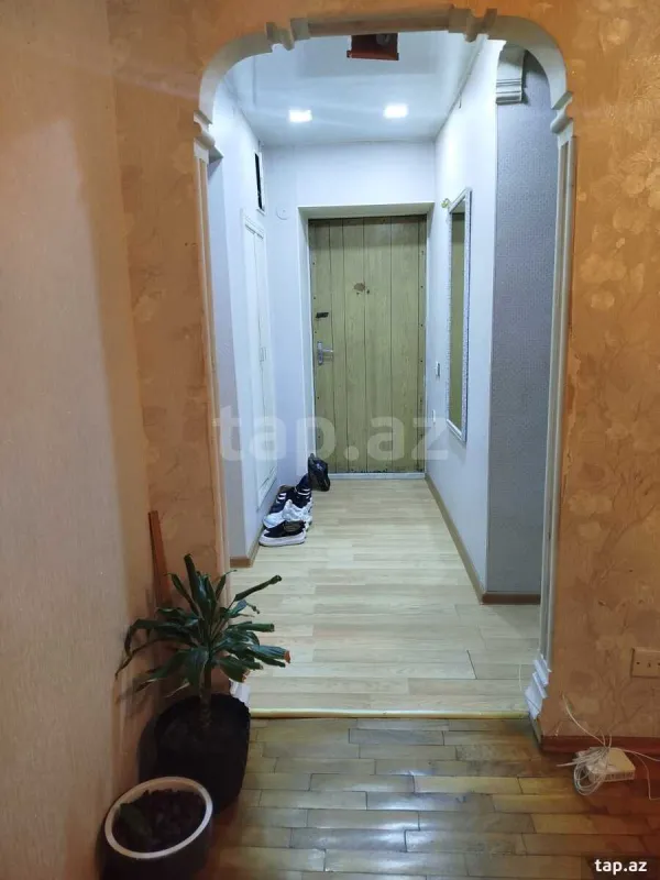Satılır 3 otaqlı mənzil 62 m²