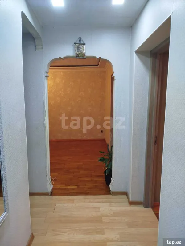 Satılır 3 otaqlı mənzil 62 m²