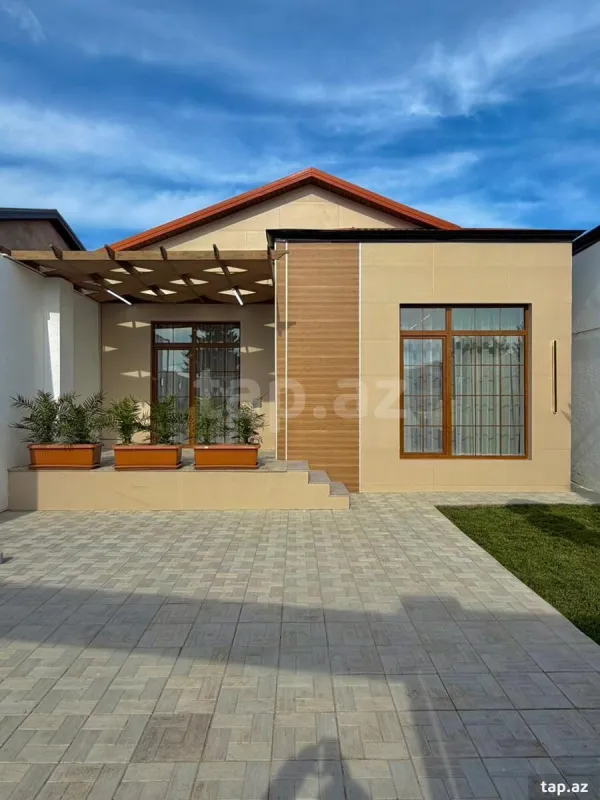 Satılır 3 otaqlı həyət evi