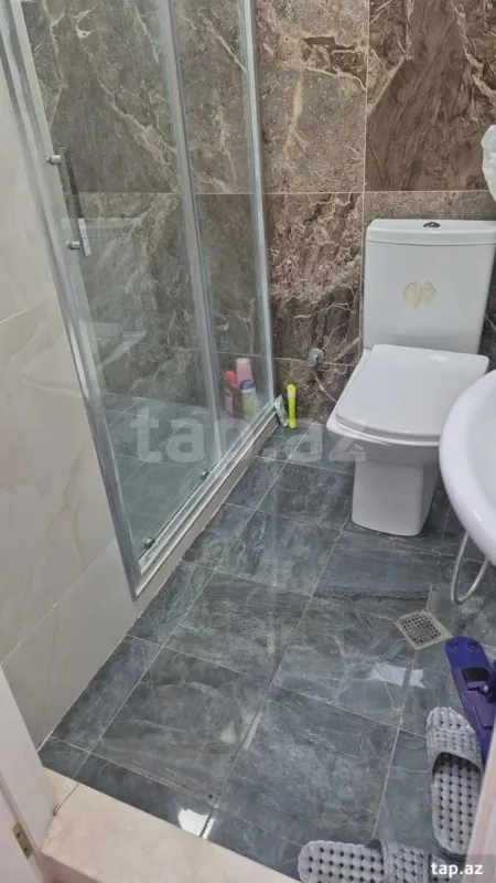 Kirayə verilir 2 otaqlı yeni tikili 50 m²